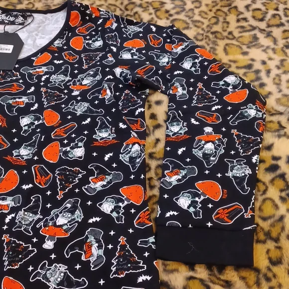 NWT KILLSTAR 2X SLEEPDRESS LONG-SLEEVED SUPER SOFT AND STRETCHY BLACK WITH ORANG - Picture 5 of 8